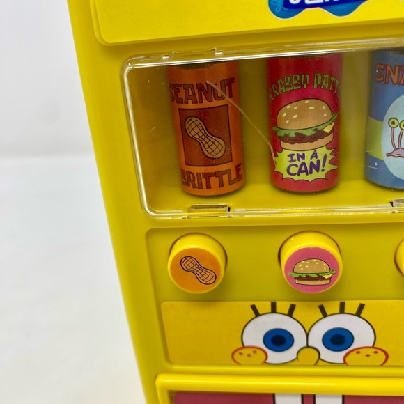 SpongeBob SquarePants Yellow Vending Machine Toy - Picture 2 of 6